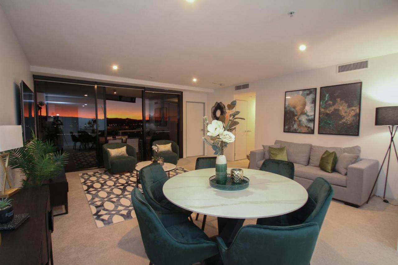 Appartamento Circle On Cavill Free Parking Gold Coast Esterno foto