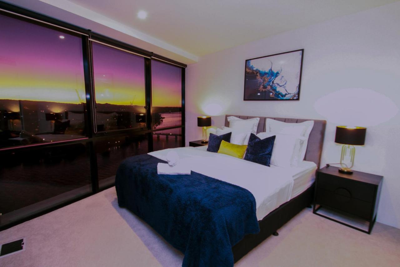Appartamento Circle On Cavill Free Parking Gold Coast Esterno foto