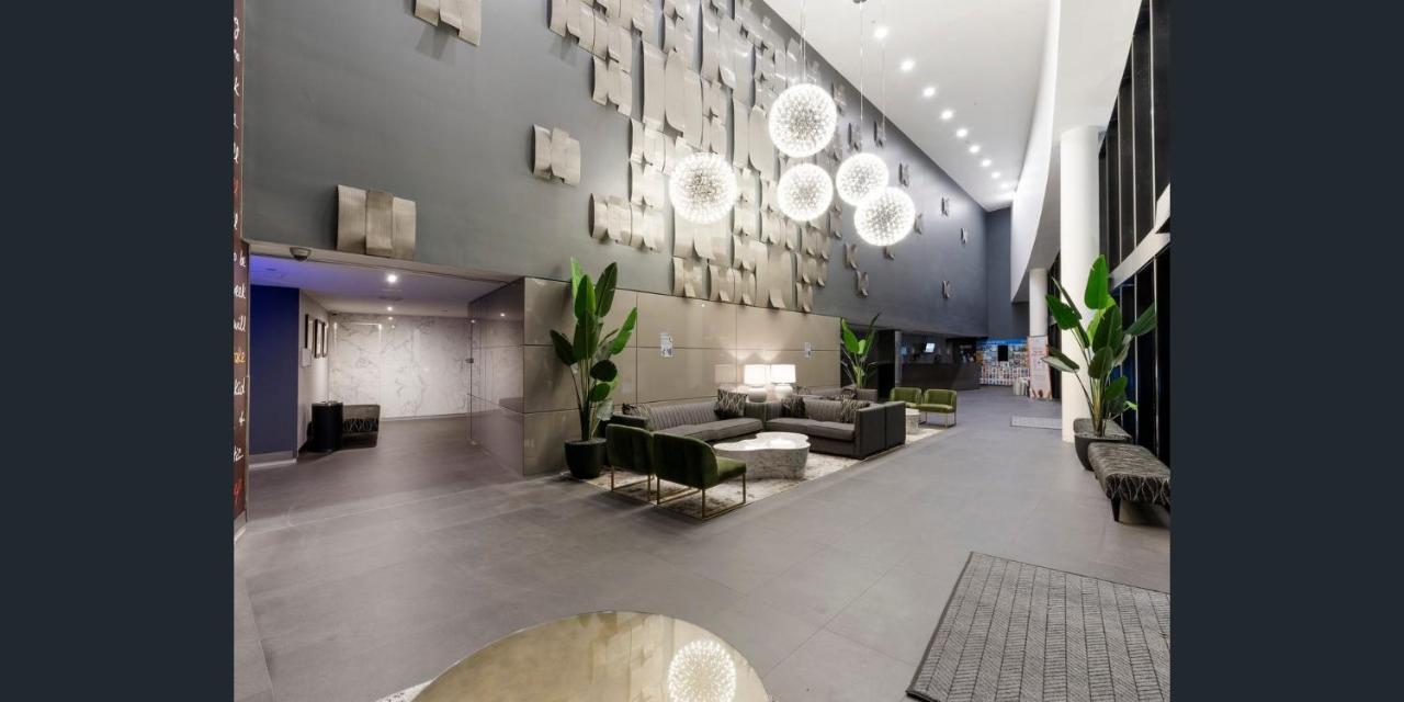 Appartamento Circle On Cavill Free Parking Gold Coast Esterno foto